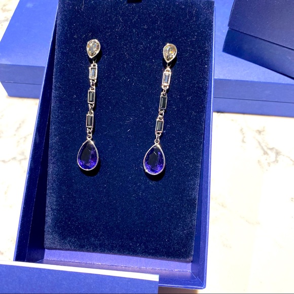 Swarovski Jewelry - Swarovski earrings